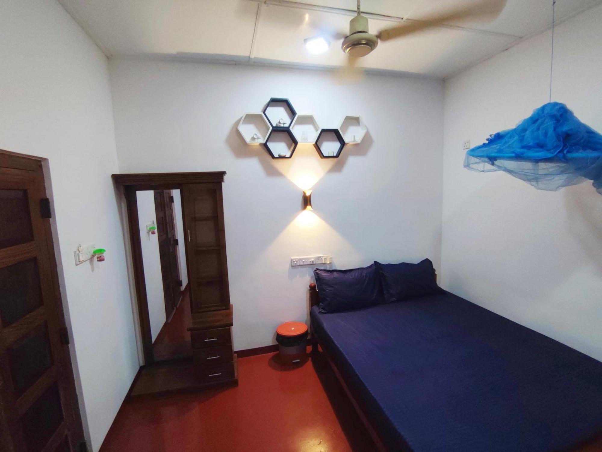 Breeze Guest House Trikunamalaja Zewnętrze zdjęcie